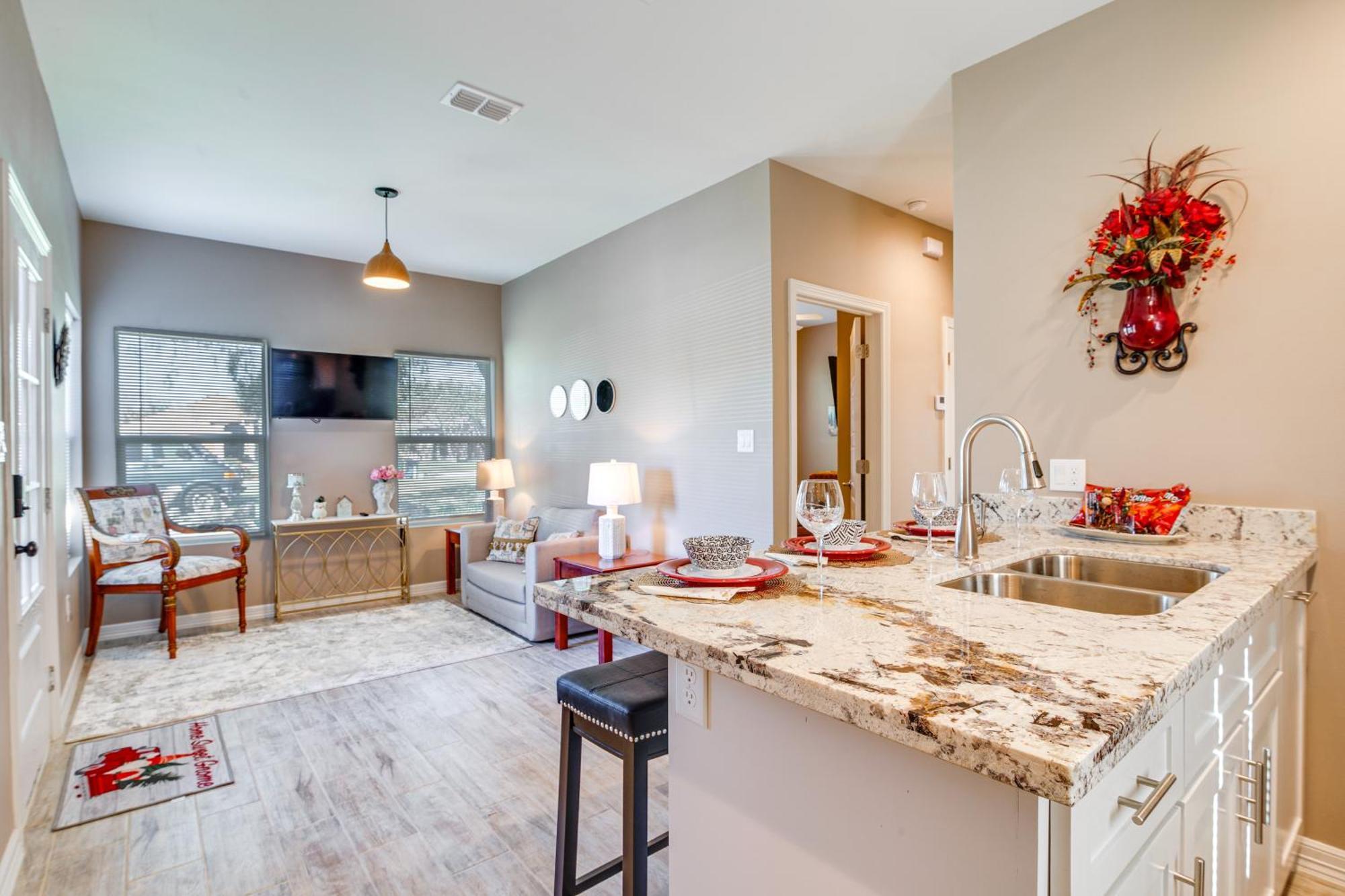 Pet-Friendly Brownsville Apartment With Yard! Εξωτερικό φωτογραφία